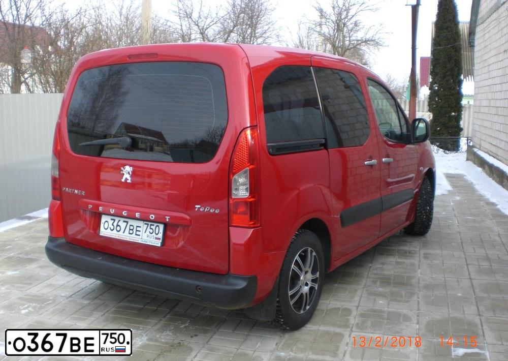 Фото автомобиля PEUGEOT PARTNER, 2009 — госномер Н519АМ761. Цвет: Красный
