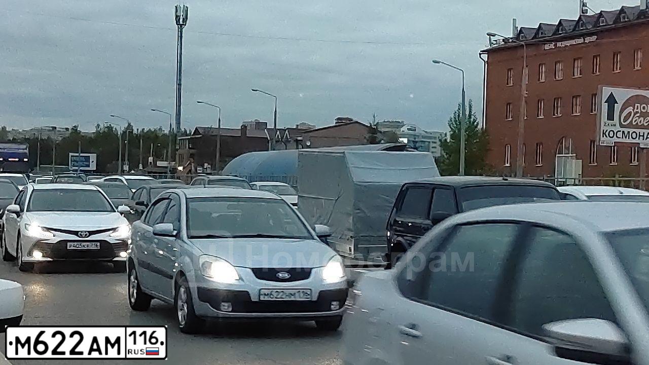 Фото автомобиля OPEL CORSA, 2008 — госномер М622АМ116. Цвет: ЧЕРНЫЙ