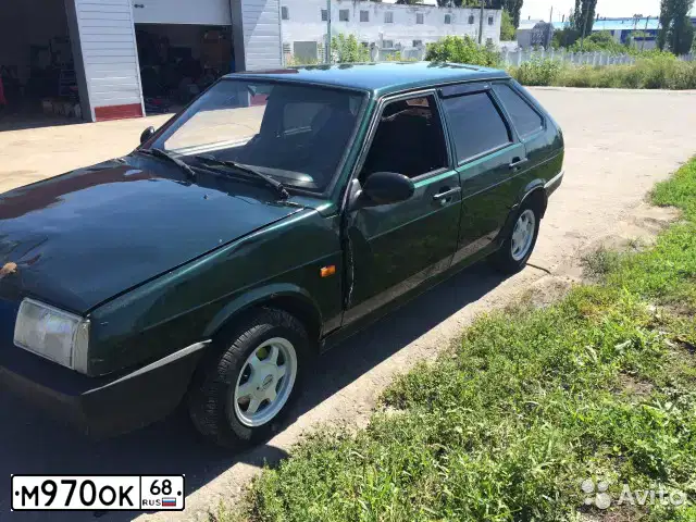Фото автомобиля LADA 2109 SAMARA, 2001 — госномер М111РА97. Цвет: Темно-зеленый