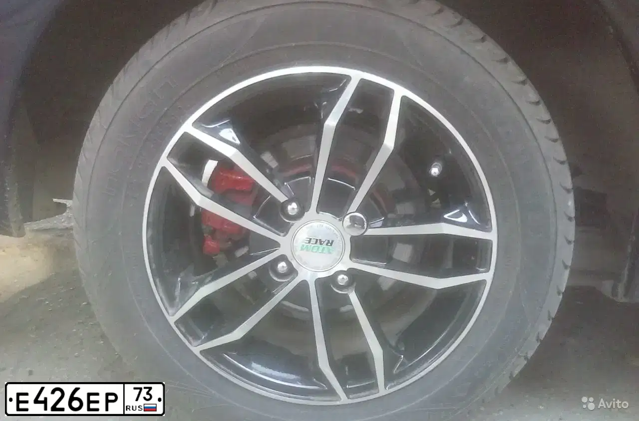 Фото автомобиля NISSAN ALMERA, 1999 — госномер Н702МВ750. Цвет: синий