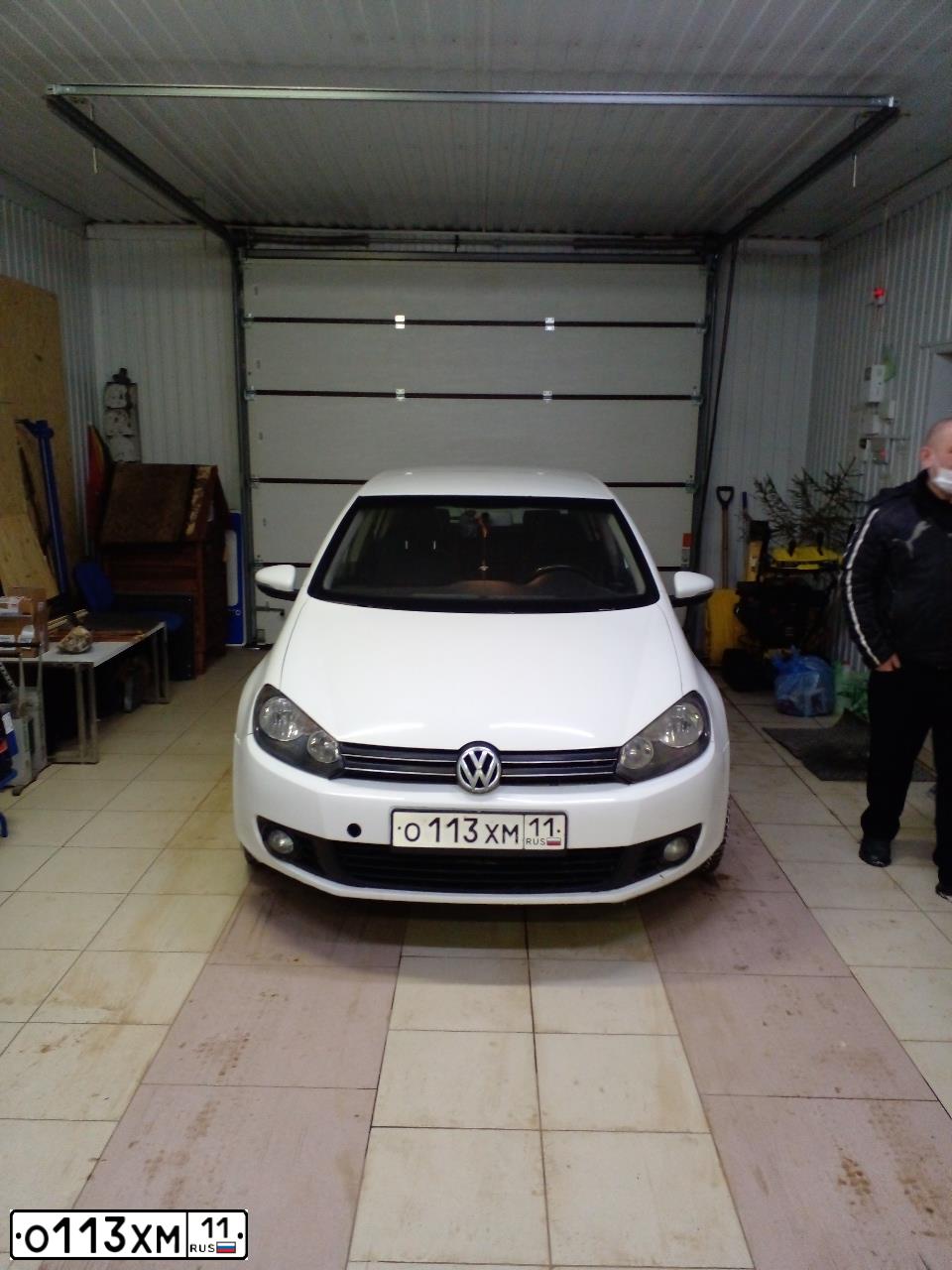 Фото автомобиля VOLKSWAGEN GOLF, 2012 — госномер Х670ОТ37