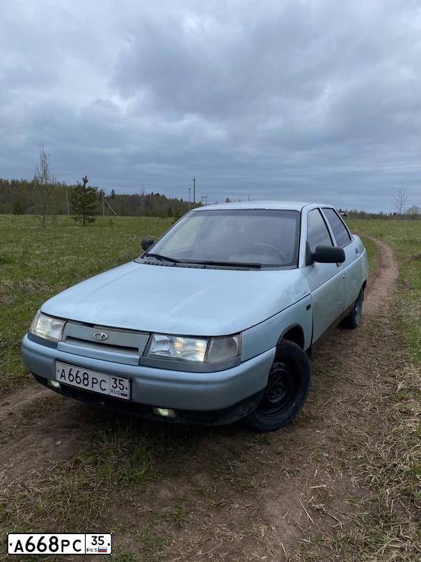 Фото автомобиля LADA 2110 LADA, 2001 — госномер А668РС35. Цвет: СЕРЕБРИСТО-ГОЛУБОЙ