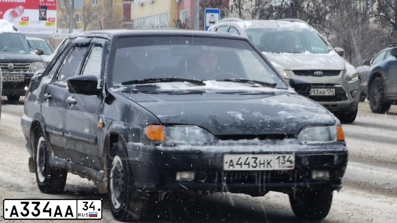 Фото автомобиля UAZ 3151 / HUNTER, 1997 — госномер А334АА34. Цвет: БЕЛАЯ НОЧЬ