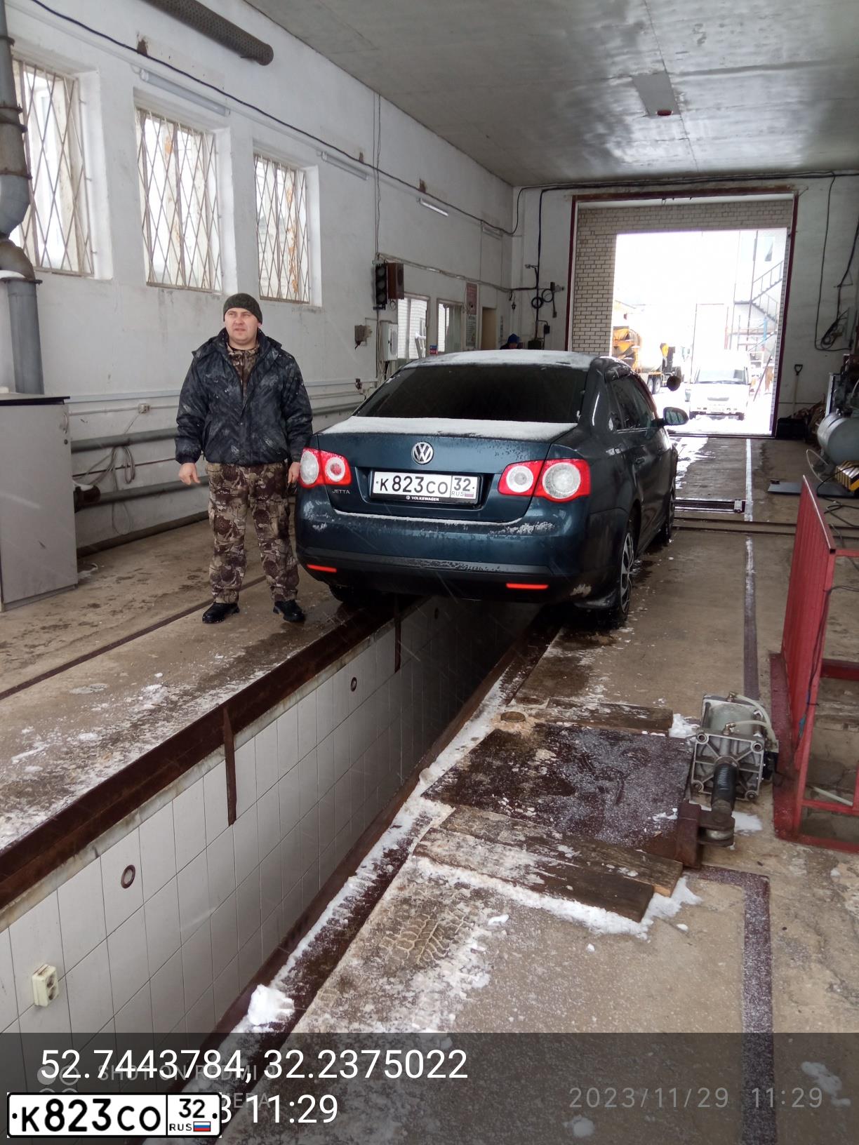 Фото автомобиля ВАЗ 21150, 2005 — госномер У099МО161. Цвет: СЕРЕБРИСТО - ЖЕЛТЫЙ