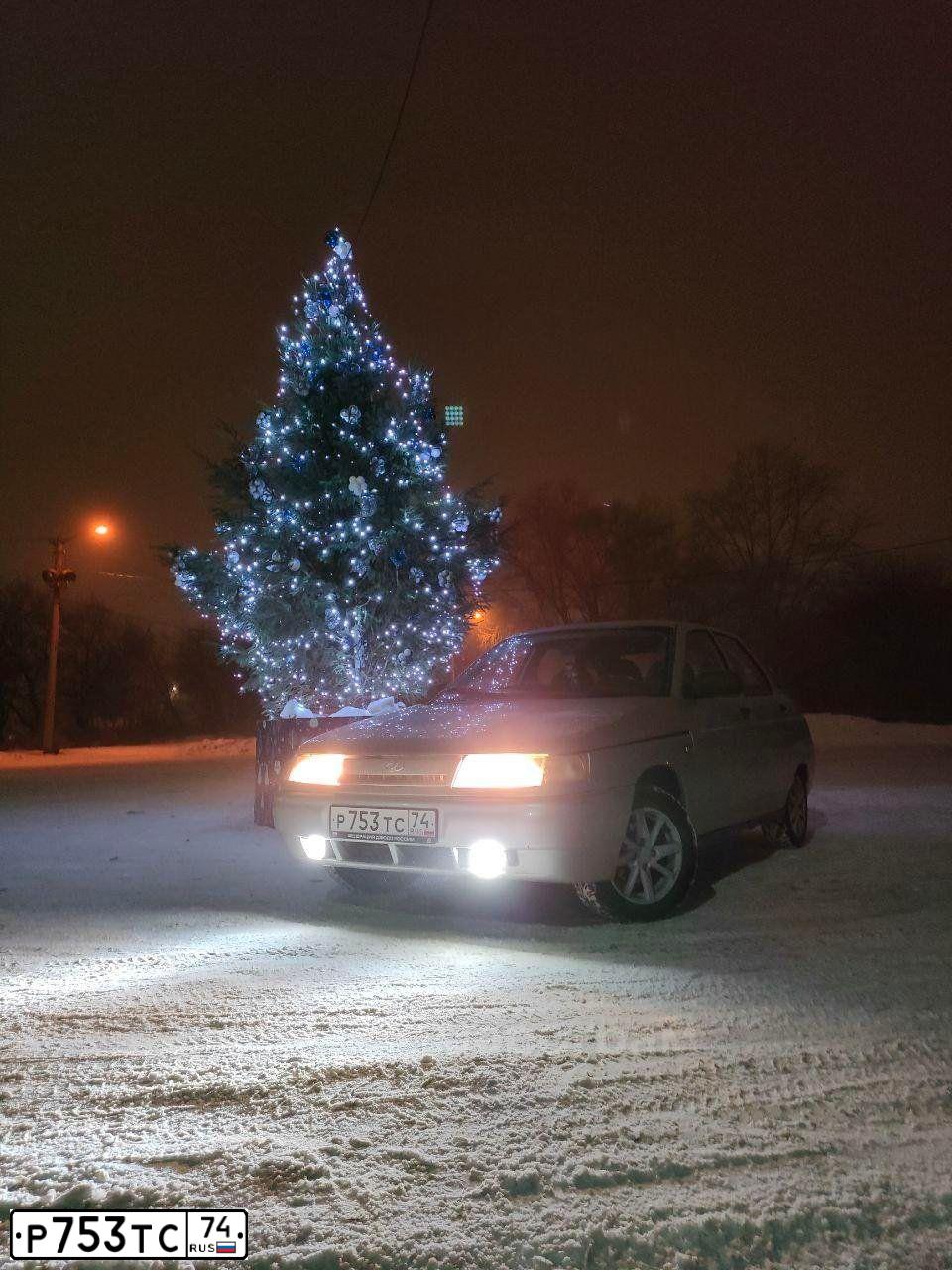 Фото автомобиля LADA 2112, 2003 — госномер А180ЕТ774