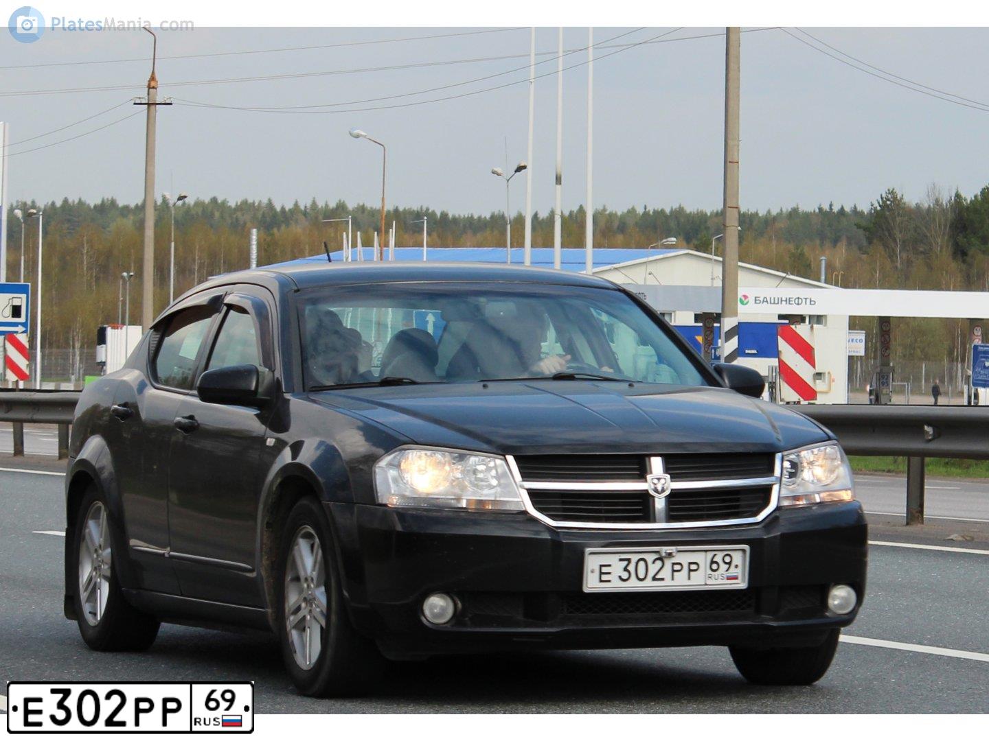 Фото автомобиля DODGE AVENGER, 2008 — госномер Е302РР69. Цвет: ЧЕРНЫЙ