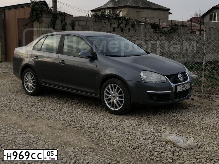 Фото автомобиля VOLKSWAGEN JETTA, 2008 — госномер Н969СС05. Цвет: СЕРЫЙ ТЕМНЫЙ
