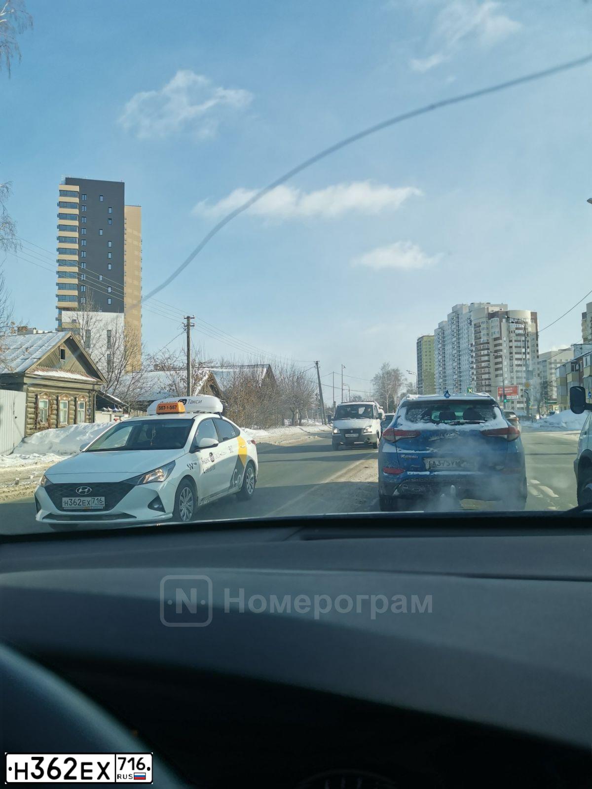 Фото автомобиля HYUNDAI SOLARIS, 2020 — госномер Н362ЕХ716. Цвет: Белый