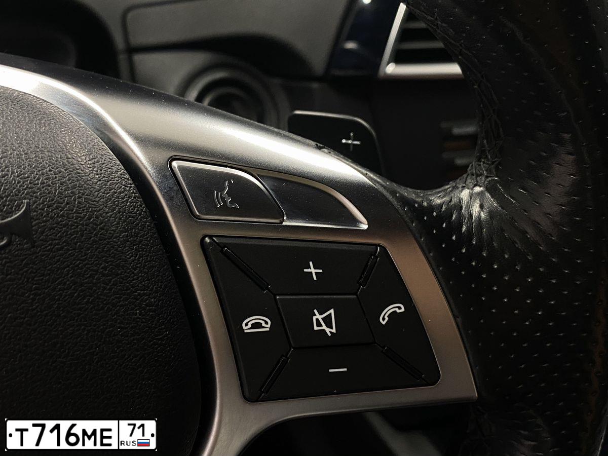 Фото автомобиля MERCEDES-BENZ C180, 2011 — госномер К730ОТ147. Цвет: Коричневый