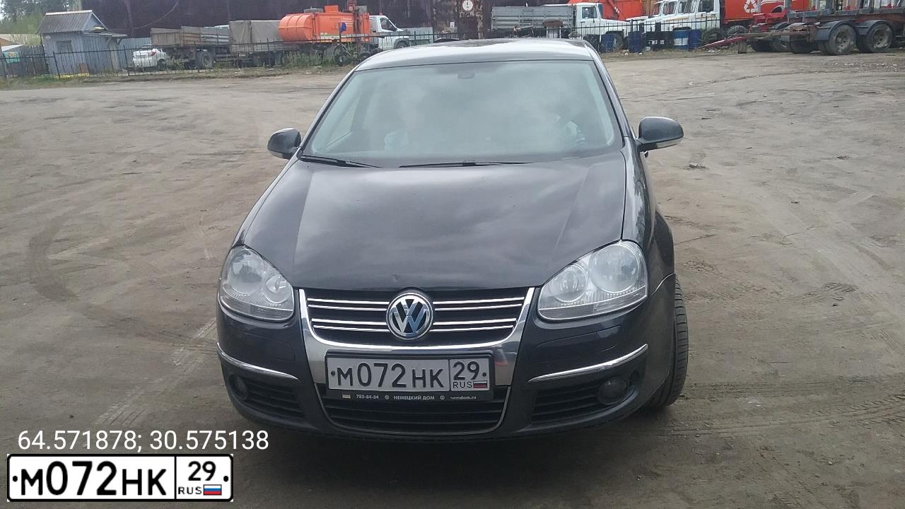 Фото автомобиля VOLKSWAGEN JETTA, 2009 — госномер К172РС797. Цвет: ЧЕРНЫЙ