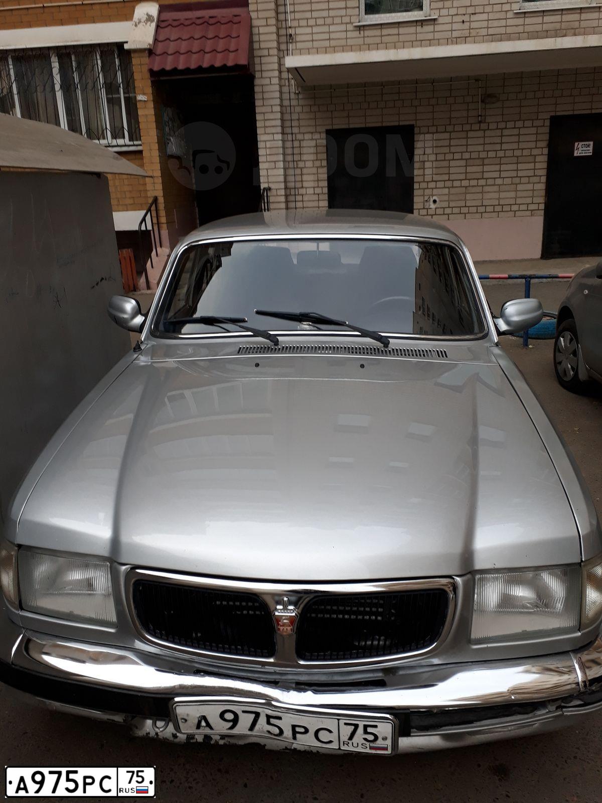 Фото автомобиля GAZ 3110 WOLGA, 2003 — госномер А975РС75. Цвет: серебристый