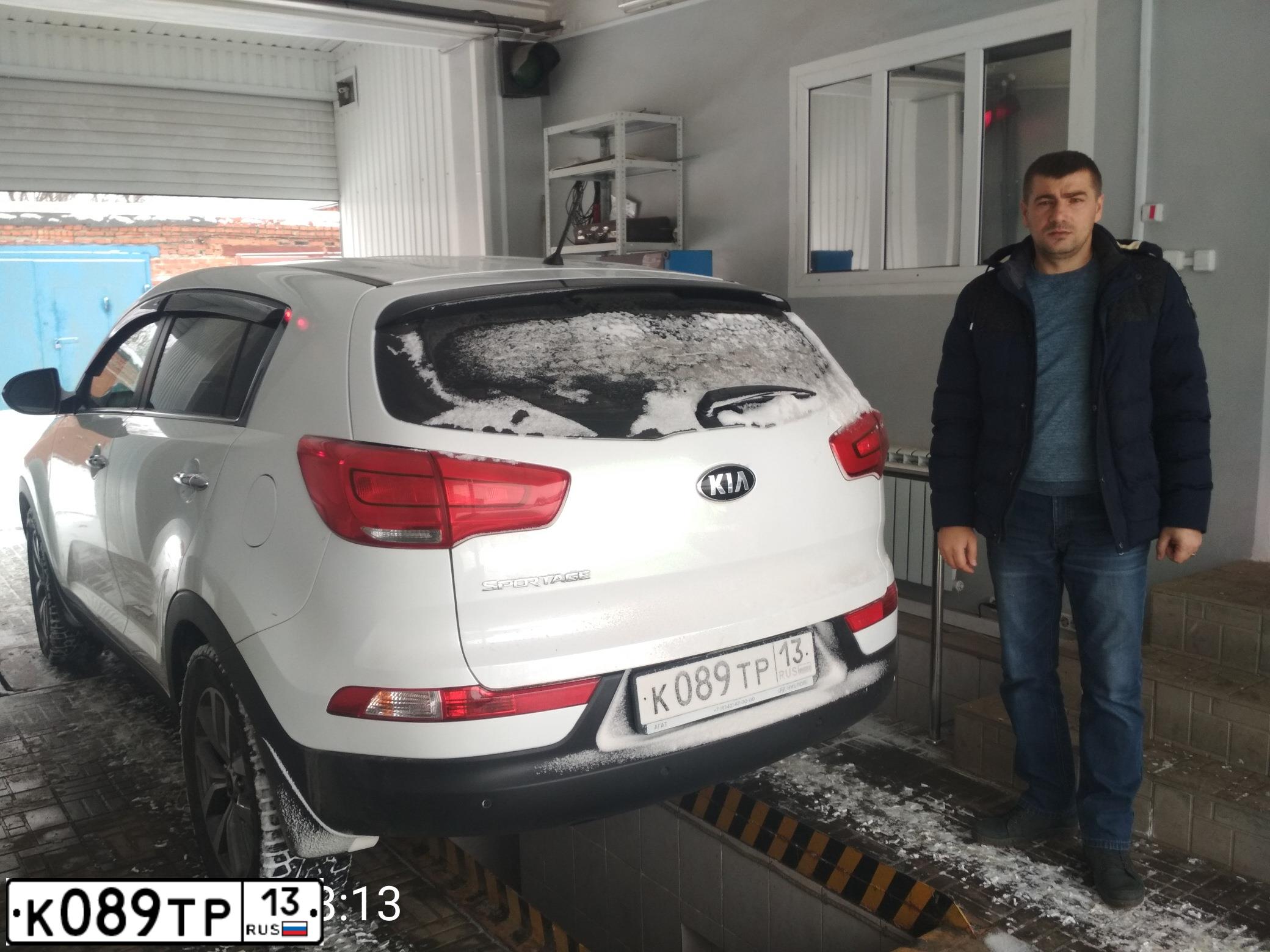 Фото автомобиля KIA SPORTAGE, 2015 — госномер К272КХ13. Цвет: Белый