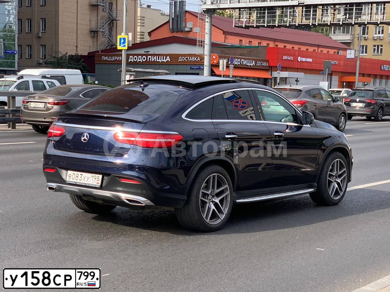 Фото автомобиля MAZDA 6, 2019 — госномер У158СР799. Цвет: Коричневый