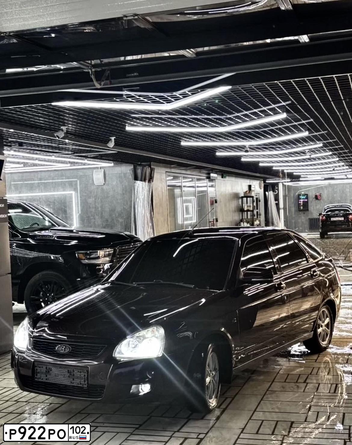 Фото автомобиля LADA 2172 PRIORA, 2013 — госномер В513ЕК702. Цвет: ТЕМНО-ВИШНЕВЫЙ