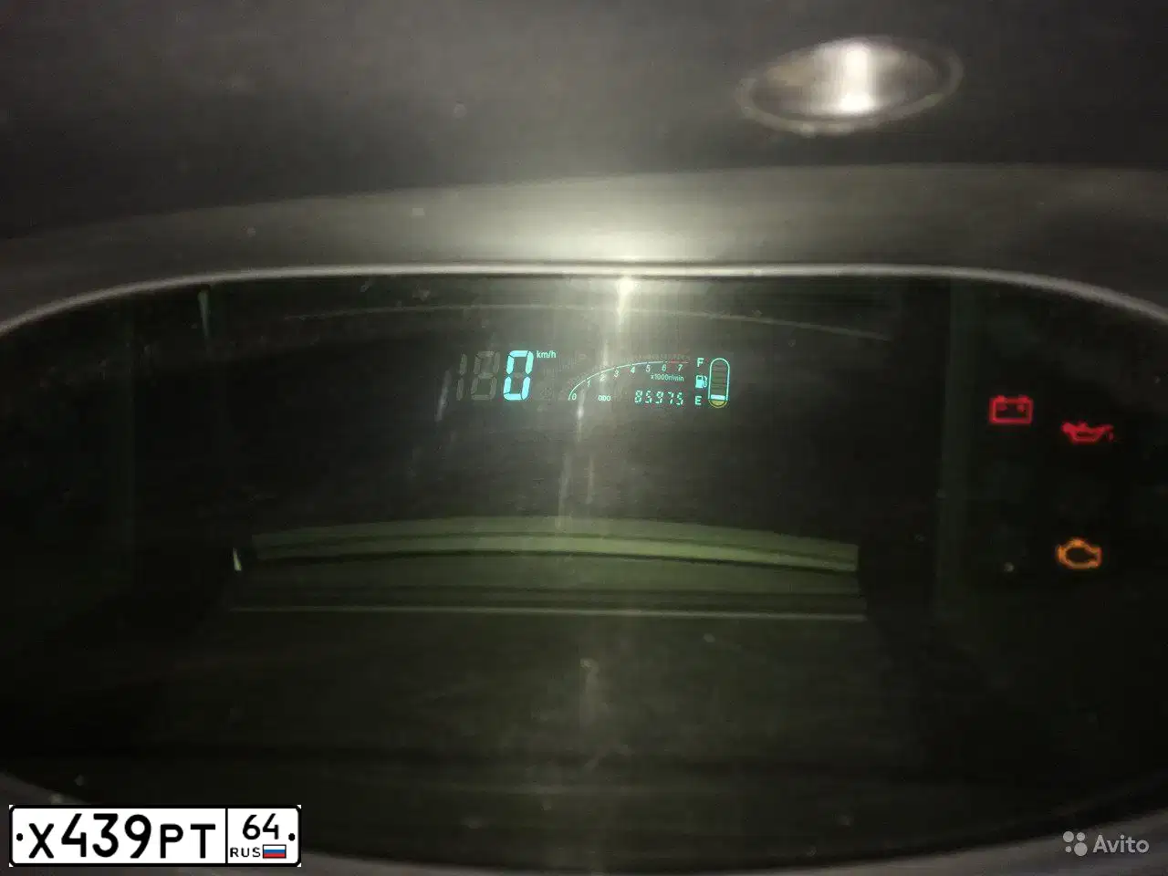 Фото автомобиля GEELY MK CROSS, 2012 — госномер Х439РТ64. Цвет: Красный