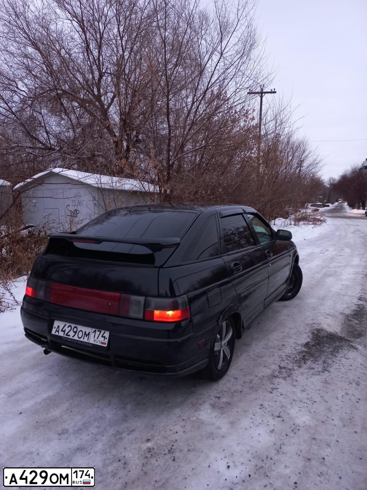 Фото автомобиля LADA 2112, 2007 — госномер А429ОМ174. Цвет: СИНЕ-ЧЕРНЫЙ