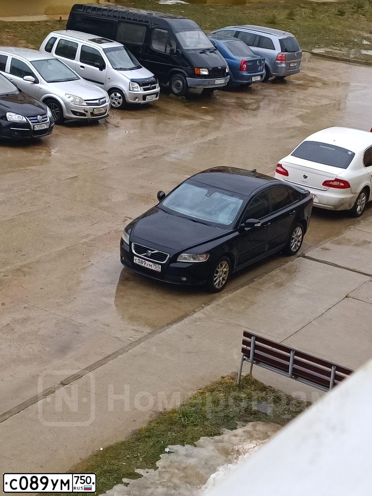 Фото автомобиля VOLVO S40, 2008 — госномер С089УМ750. Цвет: ЧЕРНЫЙ