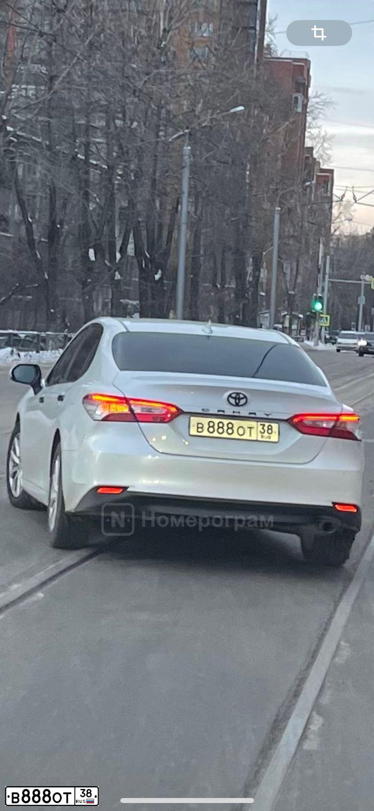 Фото автомобиля LEXUS LX, 2016 — госномер В888ОТ38. Цвет: СЕРЫЙ