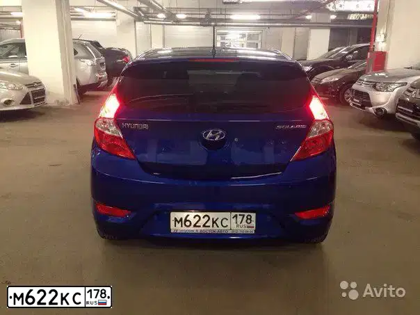 Фото автомобиля HYUNDAI SOLARIS, 2012 — госномер О568НН47. Цвет: ТЕМНО-СИНИЙ