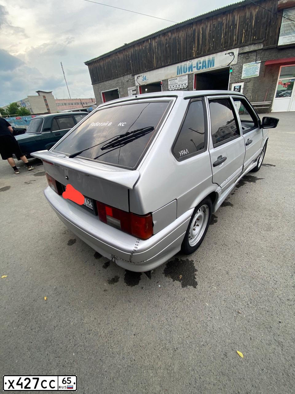 Фото автомобиля LADA 2114, 2004 — госномер С536АР196. Цвет: СВЕТЛО СЕРЫЙ