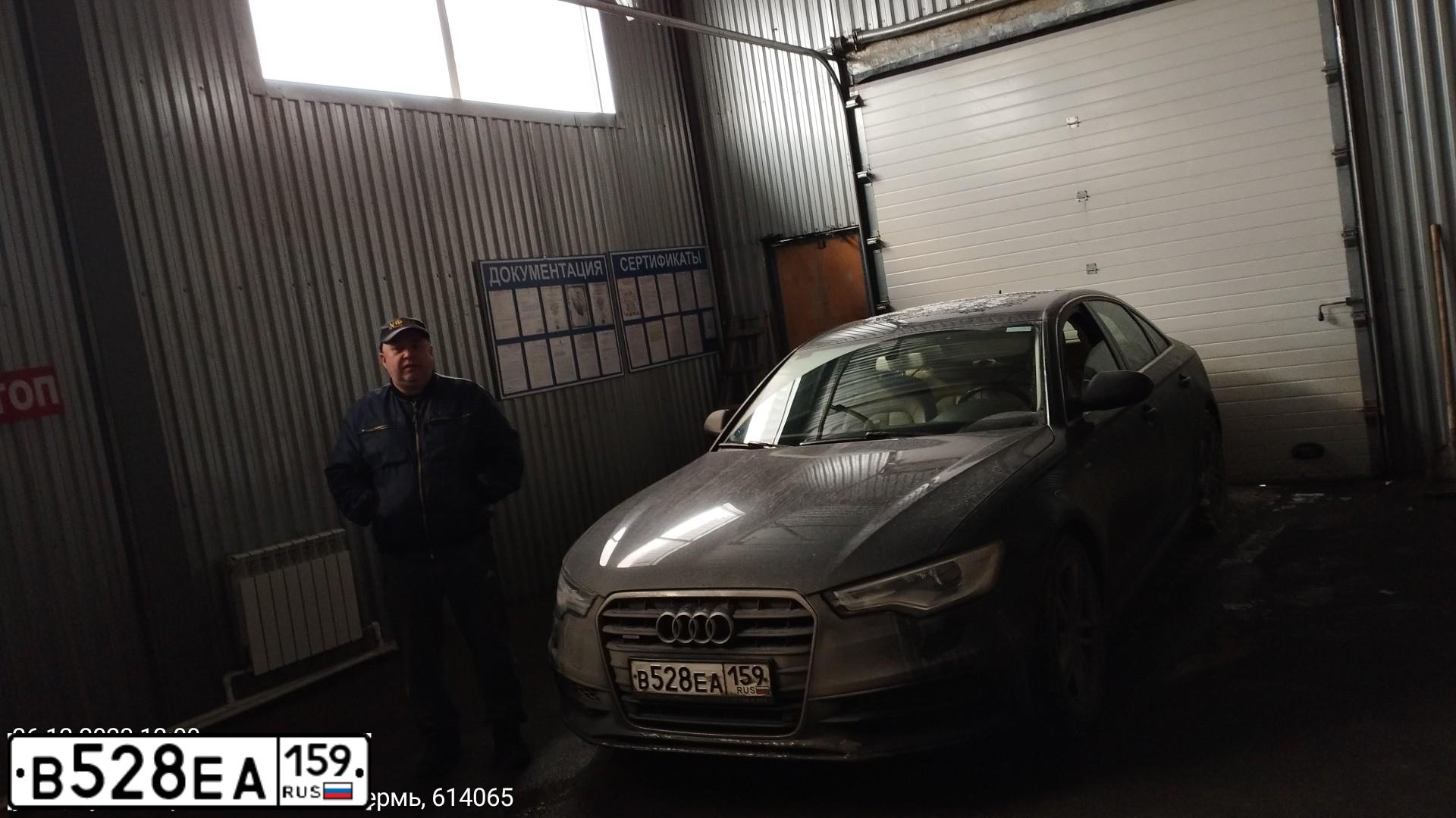 Фото автомобиля AUDI A6, 2011 — госномер С447ЕА159. Цвет: ЧЕРНЫЙ