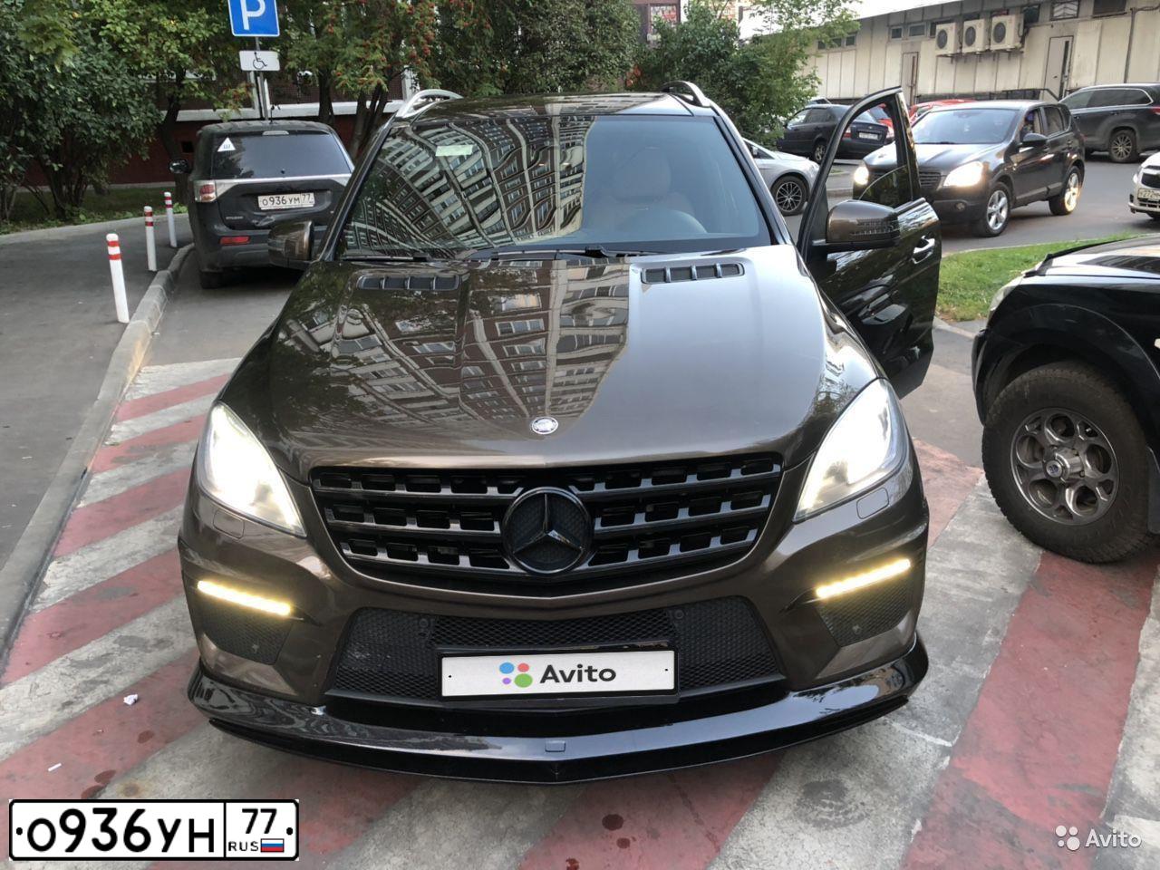 Фото автомобиля INFINITI J, 1993 — госномер А210ВА37. Цвет: Темно-зеленый