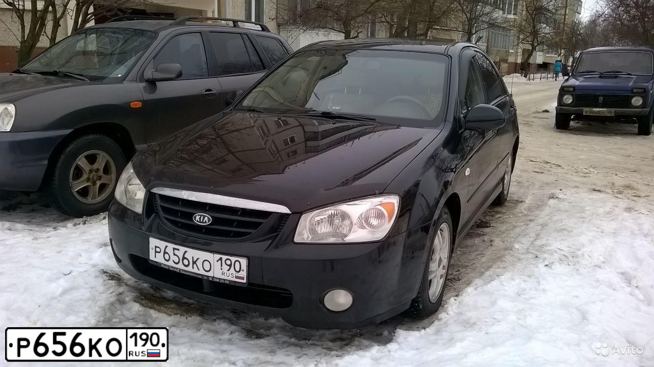 Фото автомобиля KIA CERATO, 2004 — госномер Р656КО190. Цвет: ЧЕРНЫЙ