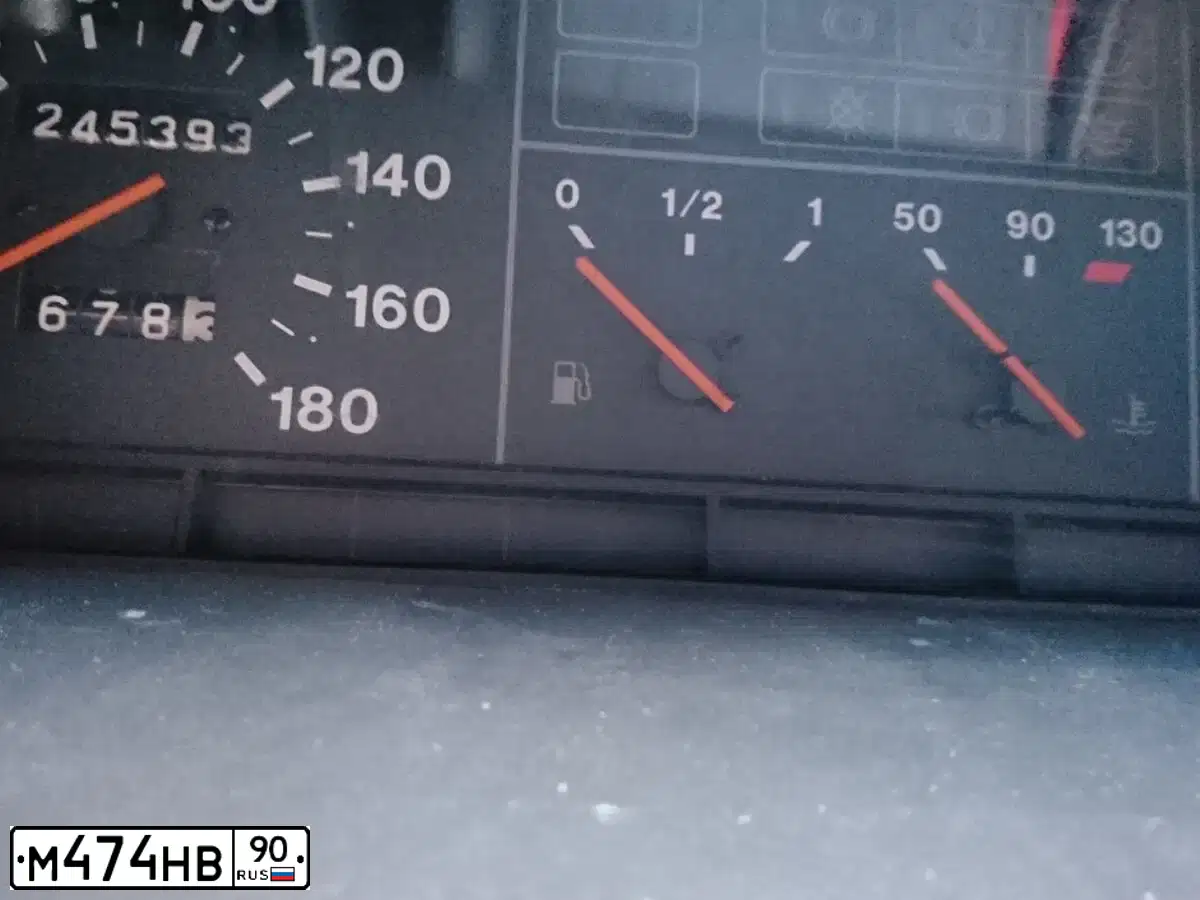 Фото автомобиля LADA 2109 SAMARA, 2003 — госномер М474НВ90. Цвет: Темно-зеленый