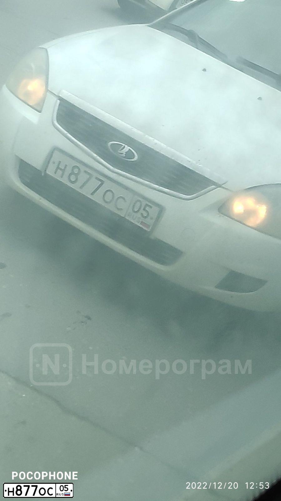 Фото автомобиля LADA 2170 PRIORA, 2014 — госномер Н877ОС05. Цвет: Белый