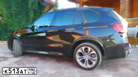 Фото автомобиля INFINITI G, 2009 — госномер О111ТВ90. Цвет: ЧЕРНЫЙ