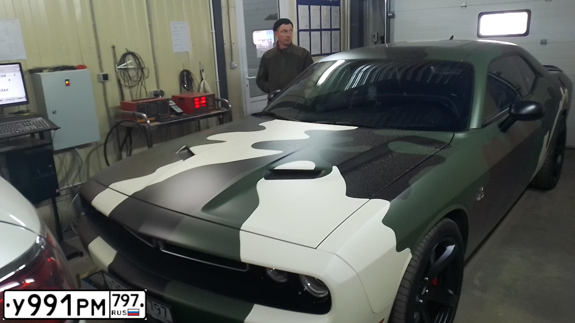 Фото автомобиля DODGE CHALLENGER, 2018 — госномер Т808РК797