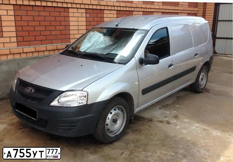 Фото автомобиля LADA LARGUS FURGON, 2017 — госномер А755УТ777. Цвет: СЕРЕБРИСТЫЙ