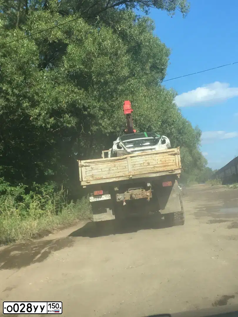 Фото автомобиля KAMAZ 43118 /6X6/, 2006 — госномер О028УУ150. Цвет: СВЕТЛАЯ ДЫМКА