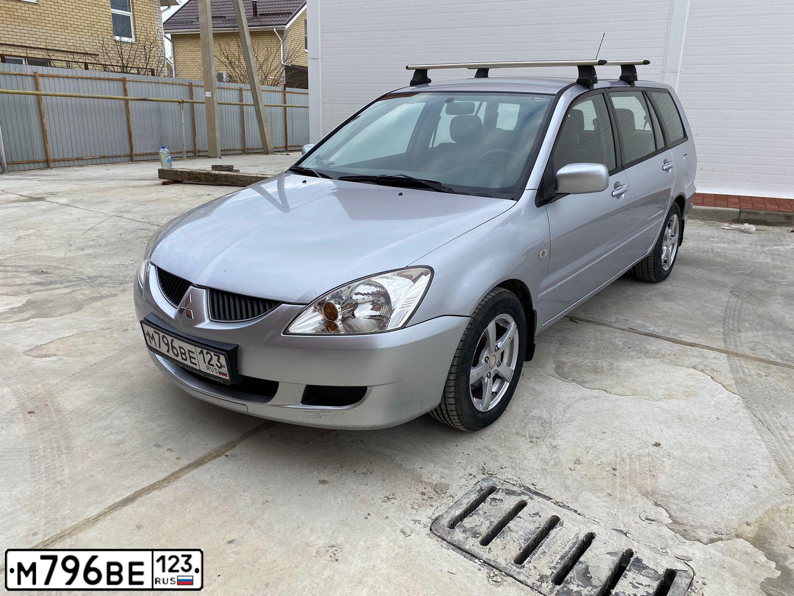 Фото автомобиля MITSUBISHI LANCER, 2003 — госномер М796ВЕ123. Цвет: СЕРЕБРИСТЫЙ