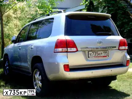 Фото автомобиля TOYOTA LANDCRUISER 200, 2008 — госномер Т489ТА62. Цвет: СЕРЕБРИСТЫЙ