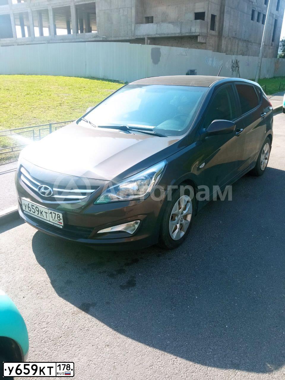 Фото автомобиля HYUNDAI SOLARIS, 2016 — госномер У659КТ178. Цвет: КОРИЧНЕВЫЙ