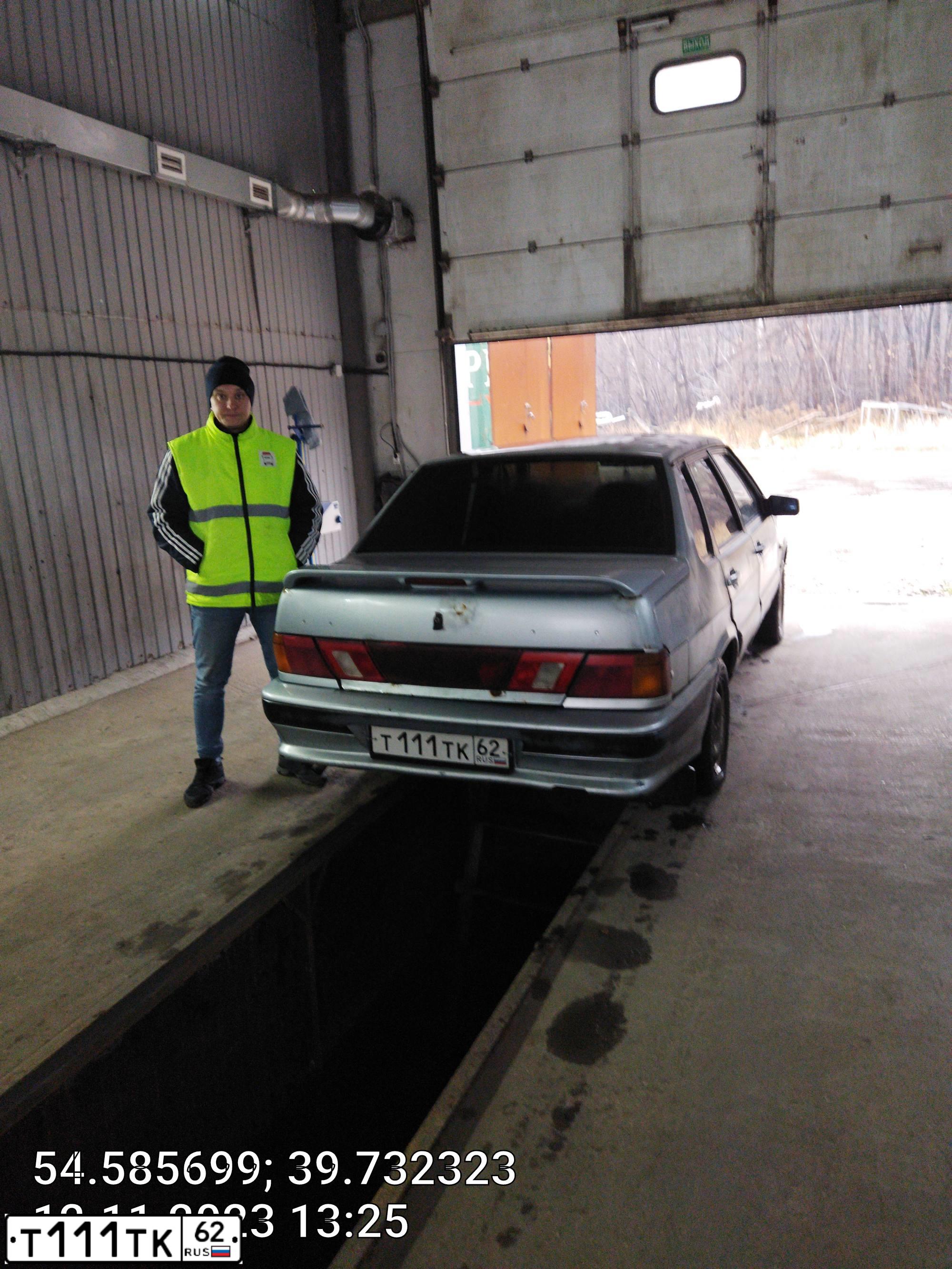 Фото автомобиля LADA 2115 SAMARA, 2002 — госномер Т111ТК62. Цвет: СЕРЕБРИСТО-ГОЛУБОЙ