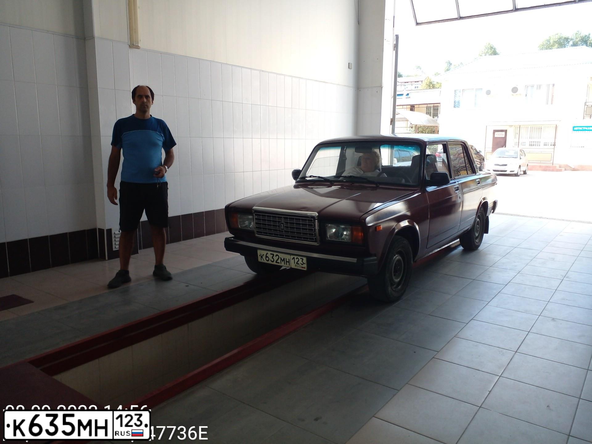 Фото автомобиля LADA 2107, 2003 — госномер Т765ТР193. Цвет: ТЕМНО-БОРДОВЫЙ