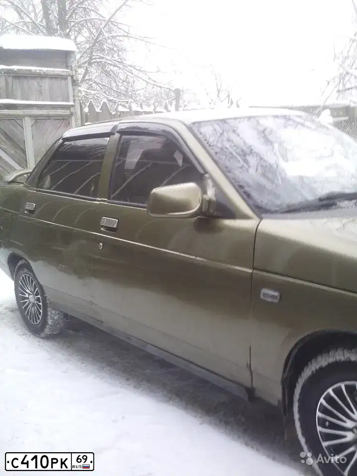 Фото автомобиля LADA 2110, 1999 — госномер С410РК69. Цвет: СЕРЕБРИСТО-КОРИЧНЕВО-ЗЕЛЕНЫЙ