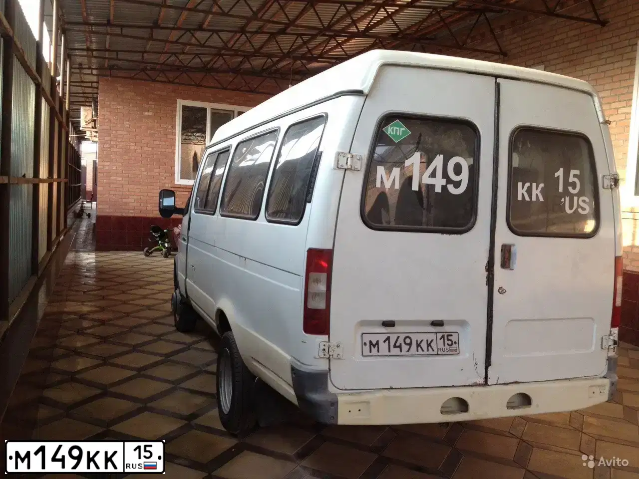 Фото автомобиля GAZ 3221 EL, 2007 — госномер М149КК15. Цвет: Белый