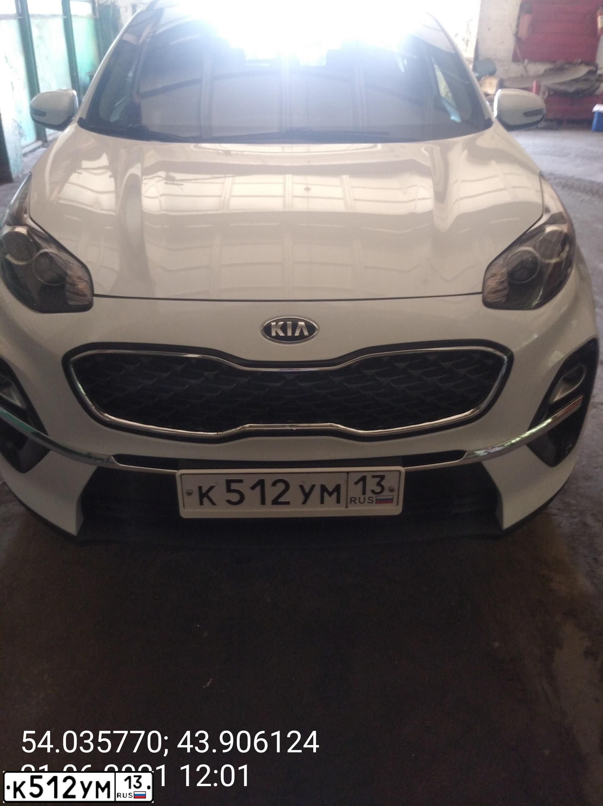 Фото автомобиля KIA SPORTAGE, 2019 — госномер К512УМ13. Цвет: Белый