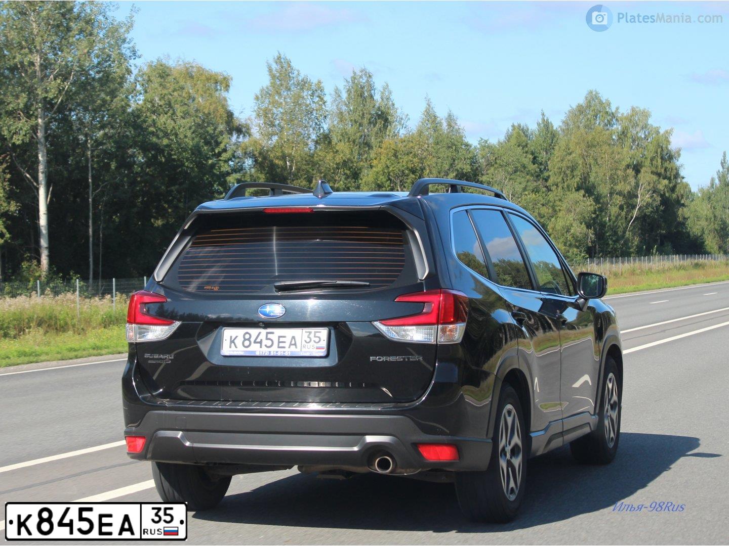 Фото автомобиля SUBARU FORESTER, 2018 — госномер М837ЕХ550. Цвет: ЧЕРНЫЙ