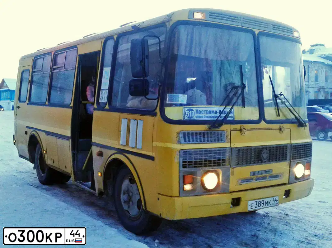 Фото автомобиля PAZ Z 3205, 2007 — госномер О300КР44. Цвет: ЖЁЛТЫЙ