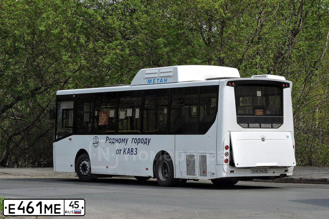 Фото автомобиля KAVZ 4239, 2017 — госномер Е461МЕ45. Цвет: Белый