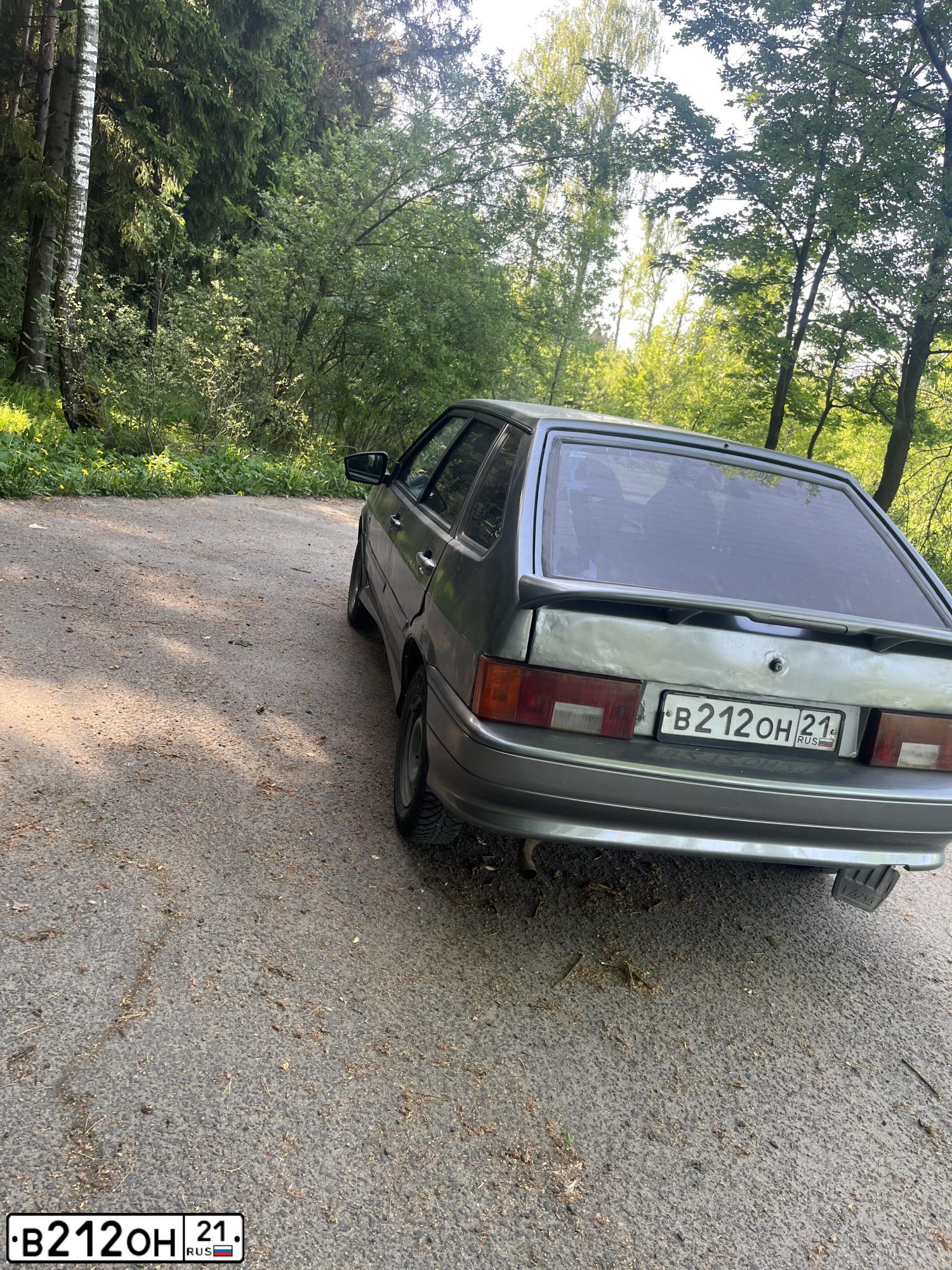 Фото автомобиля LADA 2114 SAMARA, 2012 — госномер В212ОН21. Цвет: СРЕДНИЙ СЕРО-ЗЕЛЕНЫЙ МЕТ