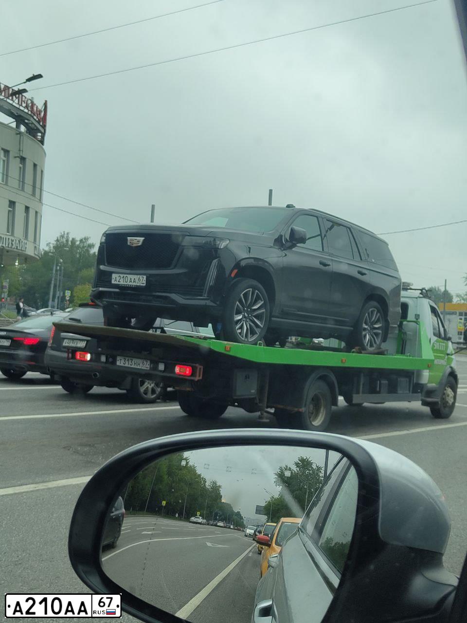 Фото автомобиля LANDROVER RANGE ROVER EVOQUE, 2014 — госномер А210АА67. Цвет: ЯРКО - БЕЛЫЙ