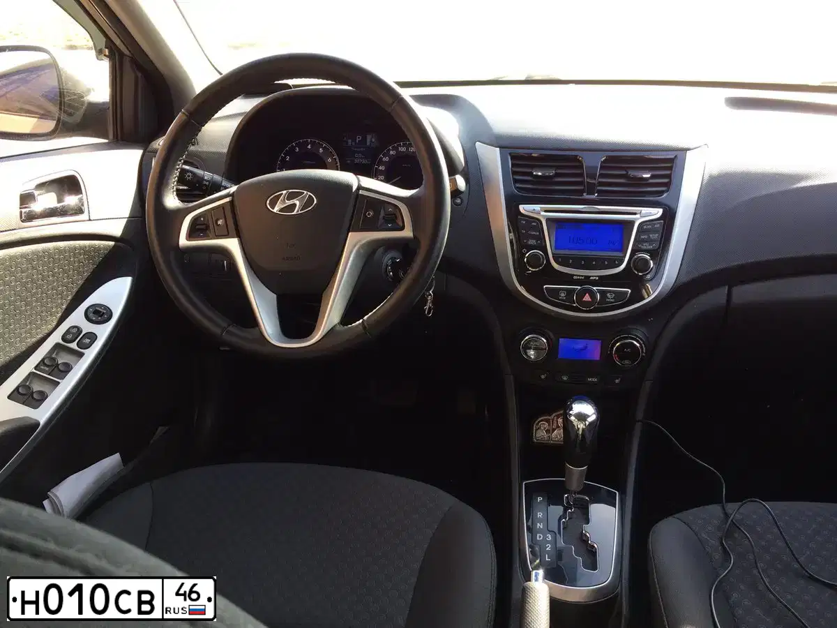 Фото автомобиля LADA 2112 LADA, 2004 — госномер С684АЕ46. Цвет: СЕРЕБРИСТО-ЖЕЛТЫЙ-ГОЛУБОЙ