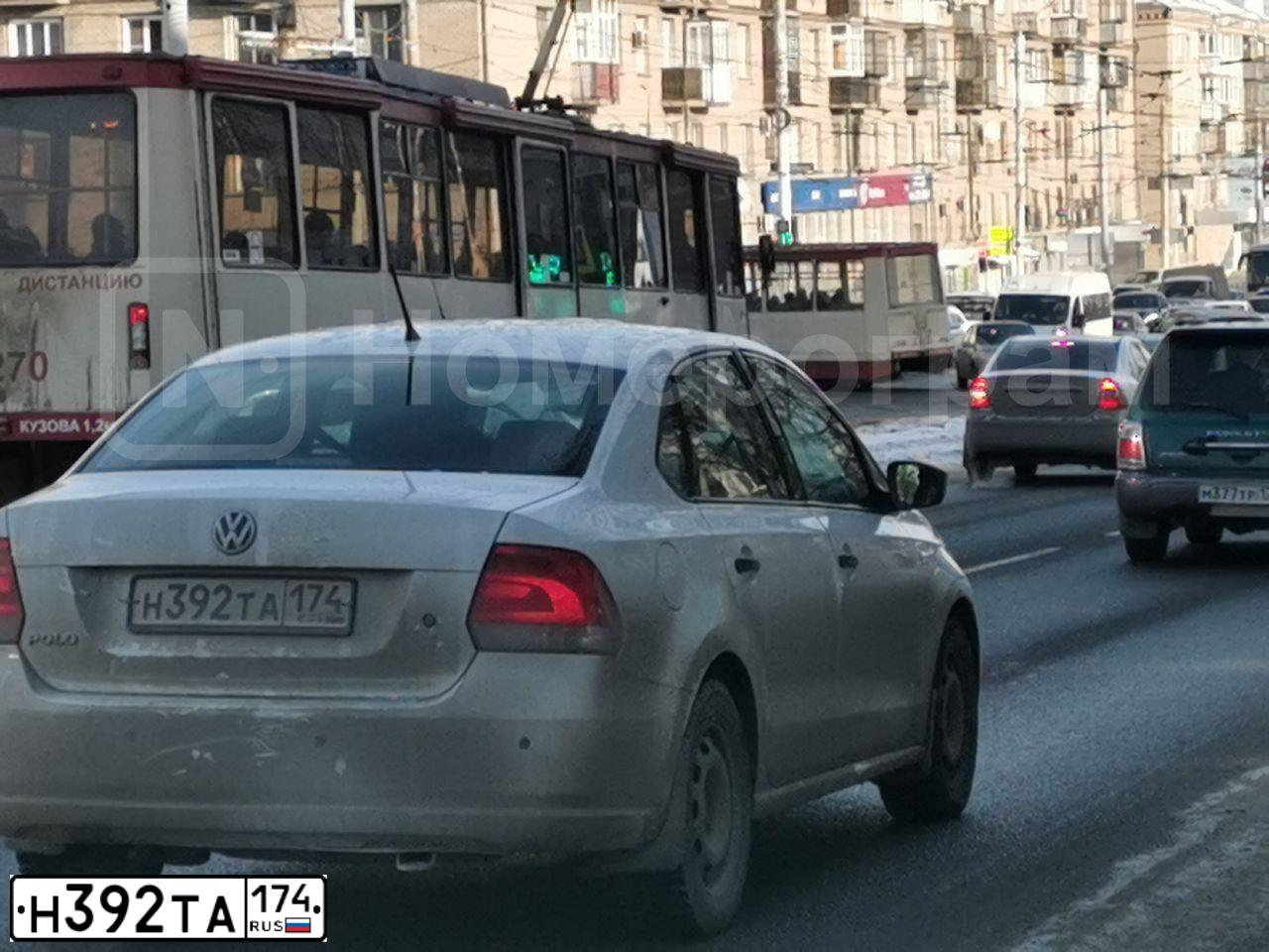 Фото автомобиля VOLKSWAGEN POLO, 2014 — госномер Н392ТА174. Цвет: Белый