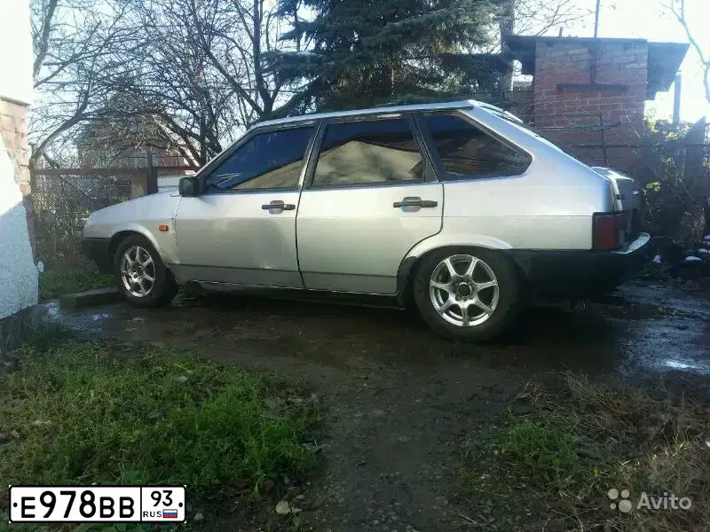 Фото автомобиля LADA 2109 SAMARA, 2002 — госномер А171СЕ01. Цвет: СВЕТЛО-СЕРЕБРИСТЫЙ МЕТАЛЛ
