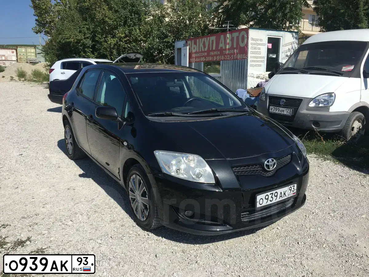 Фото автомобиля TOYOTA AURIS, 2008 — госномер О939АК93. Цвет: ЧЕРНЫЙ